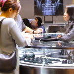 Toko perhiasan di kelapa gading